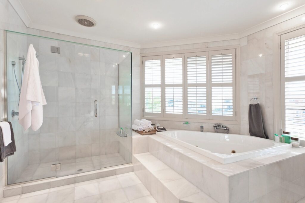 bathroom remodeling austin